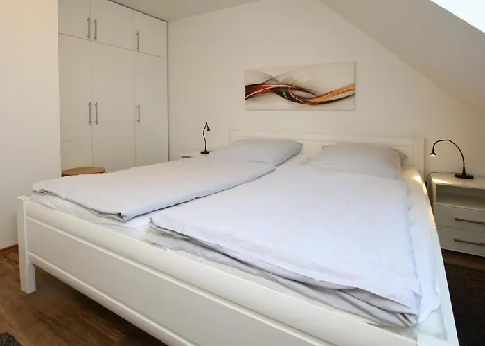 Badestra_e 80_ Whg_ 8_ Goting Hus *